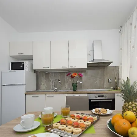 Apartament Bal *